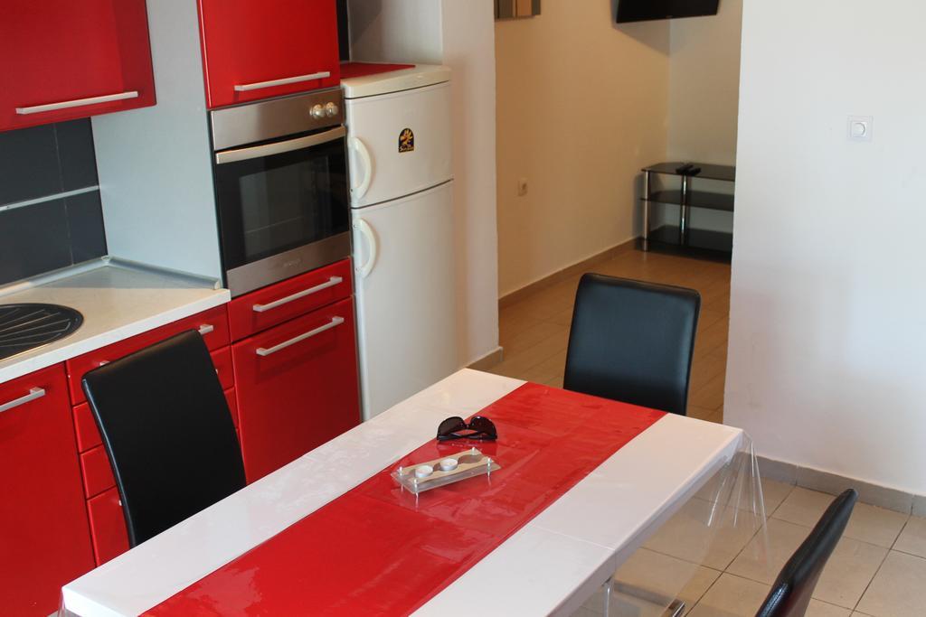 Apartments Roko Kolinda Bibinje Exteriör bild