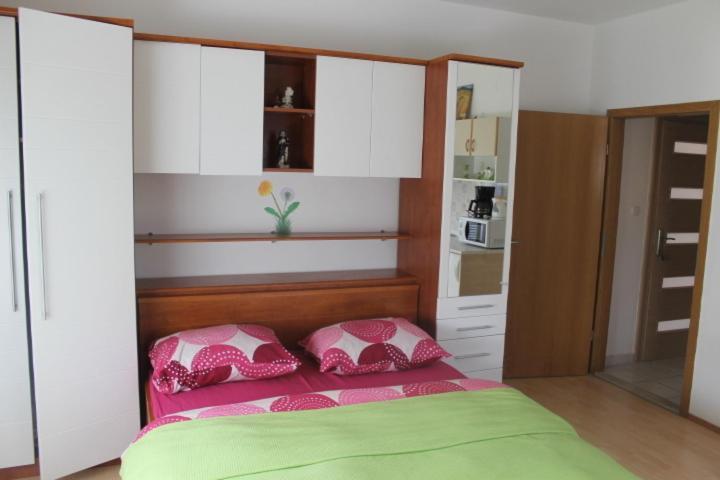 Apartments Roko Kolinda Bibinje Exteriör bild