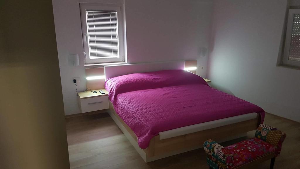 Apartments Roko Kolinda Bibinje Exteriör bild