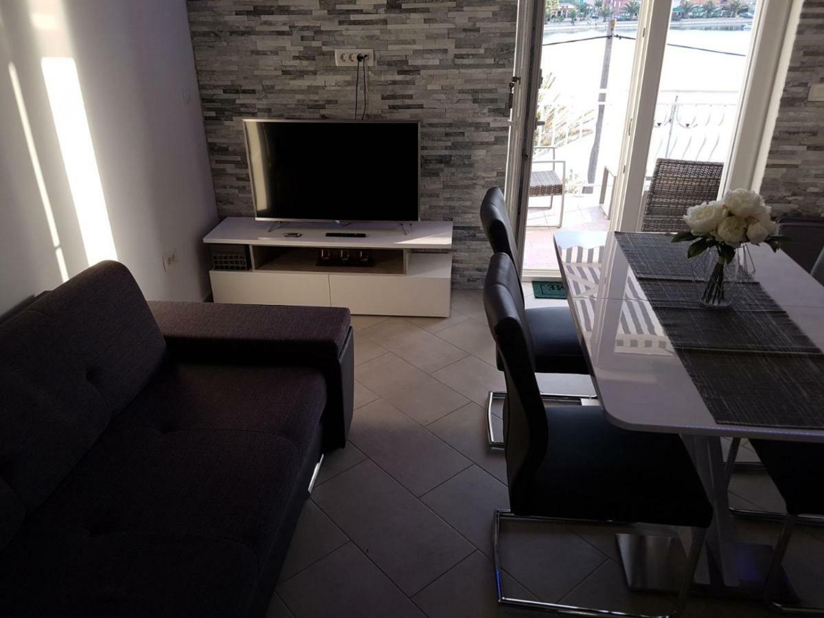 Apartments Roko Kolinda Bibinje Exteriör bild